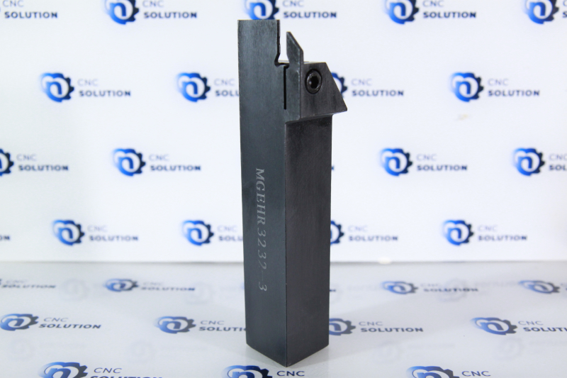MGEHR3232-3 Резец канавочный (отрезной)