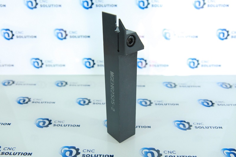 MGEHR2525-2 Резец канавочный (отрезной)